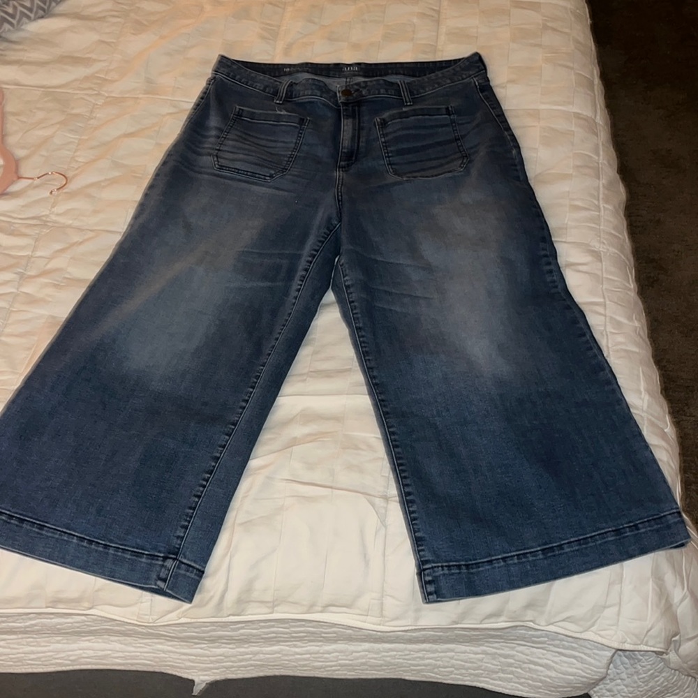 A.N.A wide leg crop jeans